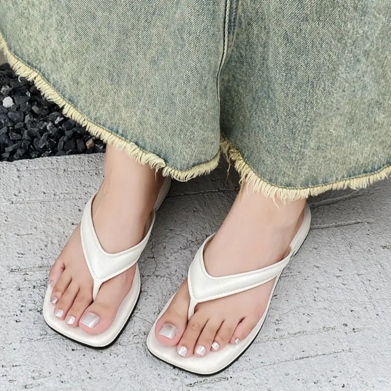 Women Solid Square Toe Flip Fl - огляд і ціна Jelly Sandal Women