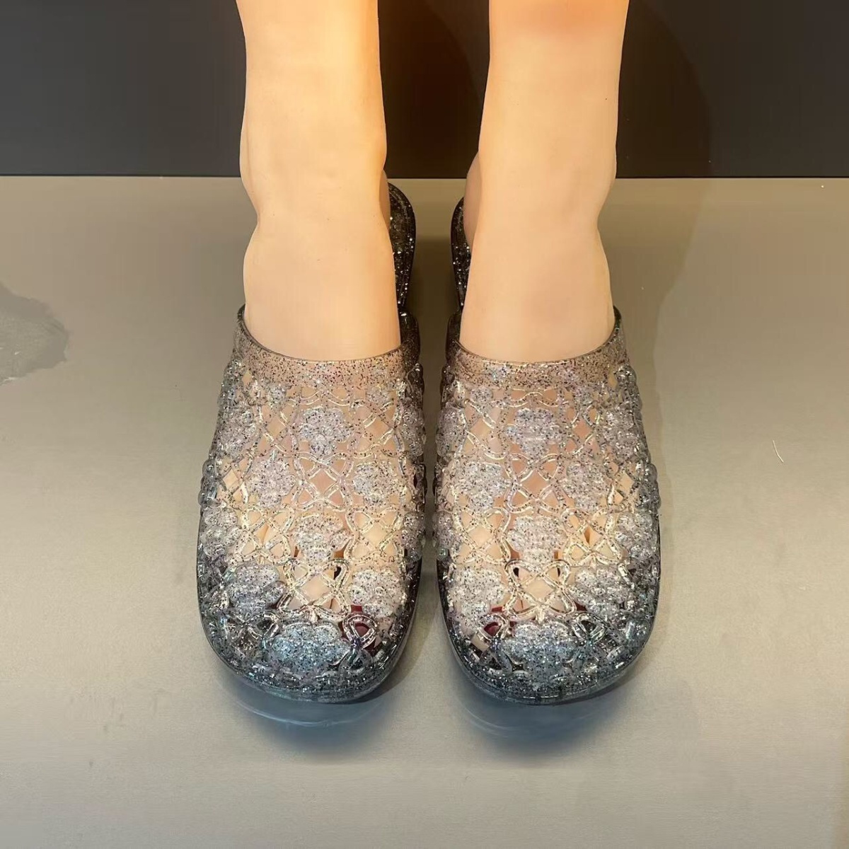 New Sparkling Cut-outs Sandals - огляд і ціна Jelly Sandal Women