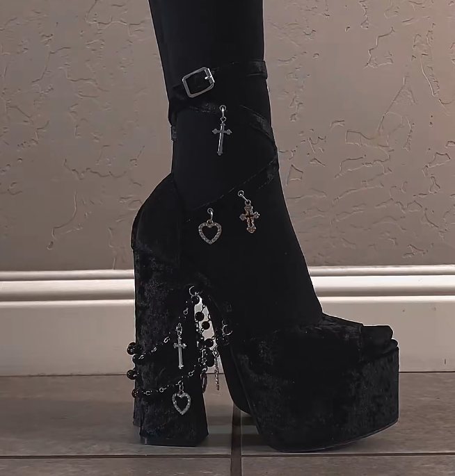 Women's Hot Chick Pendant Meta - огляд і ціна Women'S Shoes Peep Toe